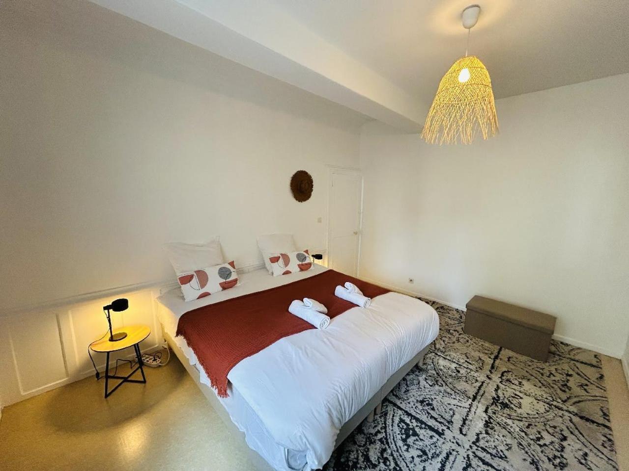 Appartement Lange Au Sourire Tournelles Cathedrale à Reims Extérieur photo